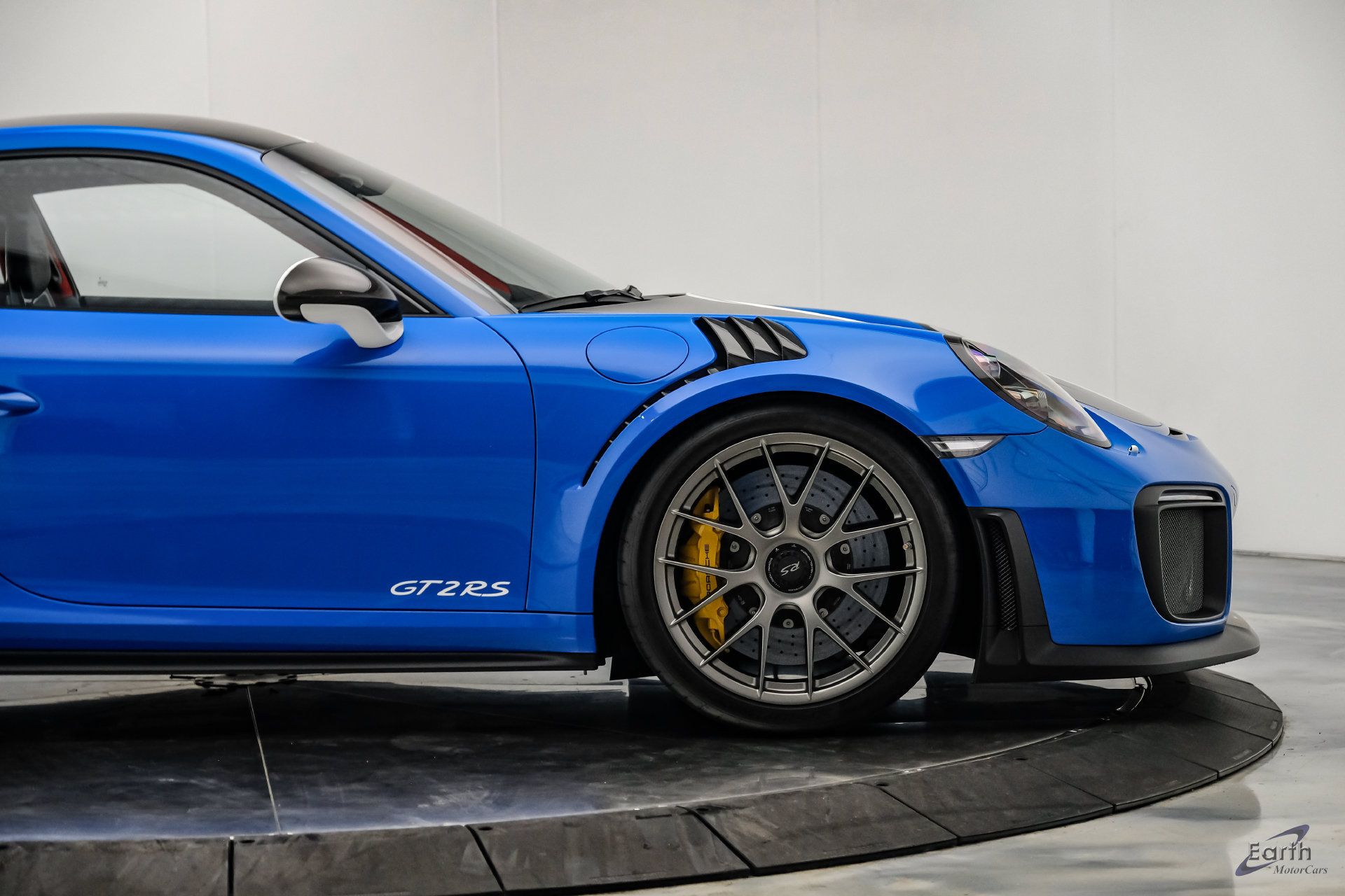 Used 2019 Porsche 911 GT2 RS RWD image 28
