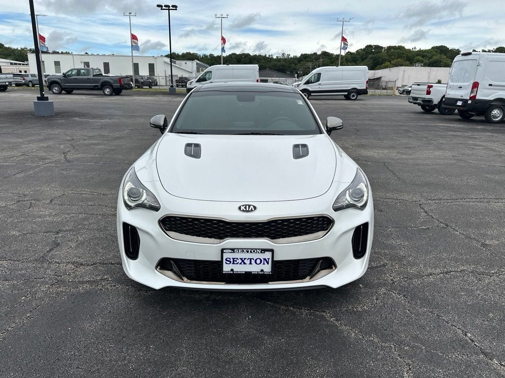 Used 2020 Kia Stinger GT-Line w/ Sun & Sound Package AWD/4WD image 2