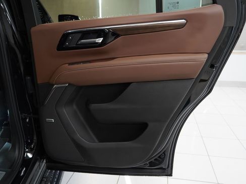 New 2026 Chevrolet Tahoe High Country AWD/4WD image 33
