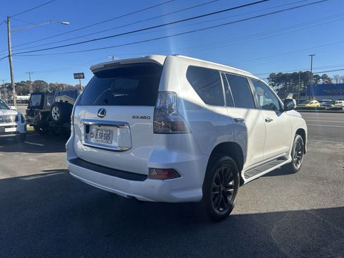 Used 2020 Lexus GX 460 Premium image 5