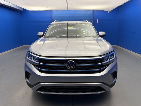 Used 2023 Volkswagen Atlas SEL AWD/4WD image 3