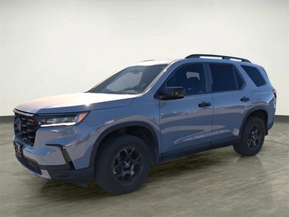Certified 2025 Honda Pilot TrailSport