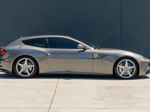 Used 2012 Ferrari FF AWD/4WD image 6
