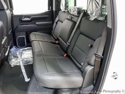 New 2026 GMC Sierra 1500 SLT w/ SLT Premium Package image 10