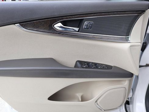 Used 2019 Lincoln Nautilus Select FWD image 30