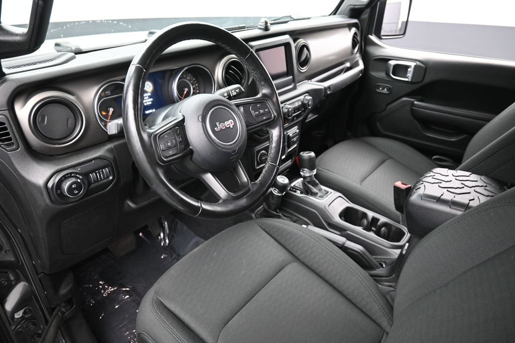 Used 2020 Jeep Gladiator Sport w/ Quick Order Package 24S AWD/4WD image 17