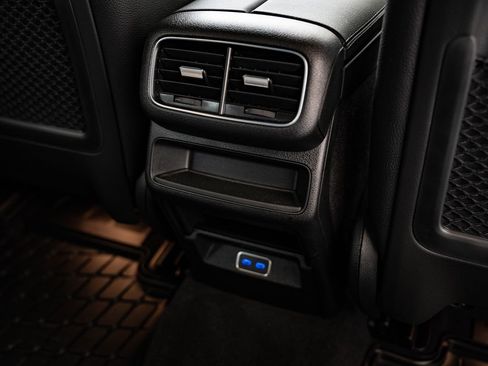 Used 2026 Mercedes-Benz GLE 580 4MATIC image 36