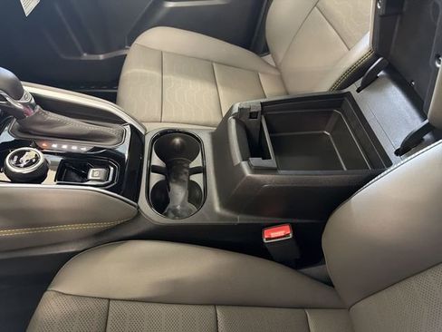 New 2026 Chevrolet Colorado ZR2 w/ Technology Package AWD/4WD image 27