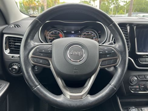 Used 2020 Jeep Cherokee Limited AWD/4WD image 18