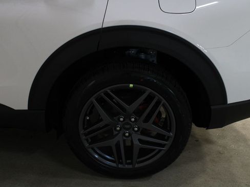 New 2026 Ford Explorer ST-Line w/ ST-Line Street Pack AWD/4WD image 30