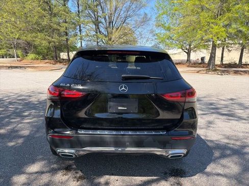 Used 2023 Mercedes-Benz GLA 250 image 4