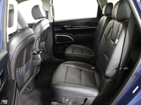 Used 2024 Kia Telluride S w/ S Sunroof Package image 36
