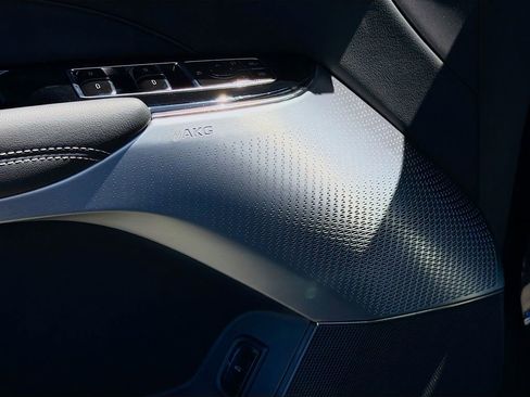 New 2026 Cadillac Lyriq V AWD/4WD image 25