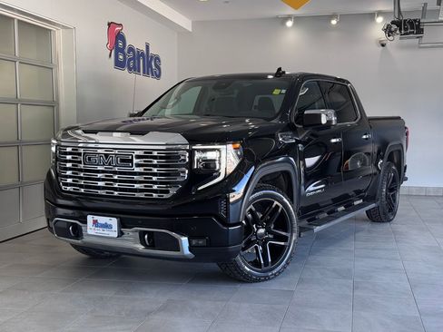 Used 2023 GMC Sierra 1500 Denali image 2