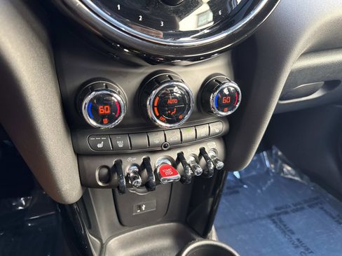 Used 2022 MINI Cooper S FWD image 23