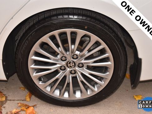 Used 2021 Toyota Avalon Limited w/ Advanced Safety Package image 38