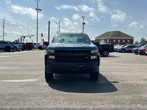 Used 2019 Chevrolet Silverado 1500 Custom Trail Boss w/ Custom Convenience Package AWD/4WD image 9