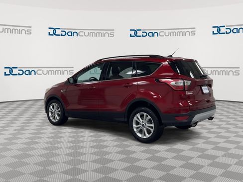 Used 2018 Ford Escape SE image 6