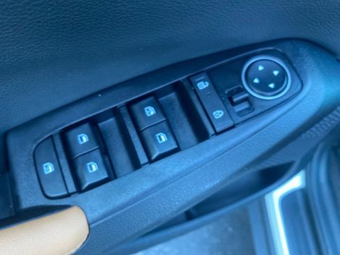 Used 2024 Kia Seltos EX AWD/4WD image 18