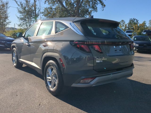 Certified 2025 Hyundai Tucson SE FWD image 7