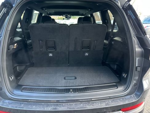 New 2025 Jeep Grand Cherokee L Laredo w/ Luxury Tech Group I AWD/4WD image 25