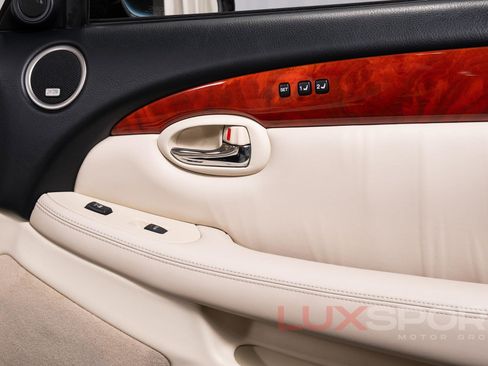 Used 2007 Lexus SC 430 Convertible RWD image 57