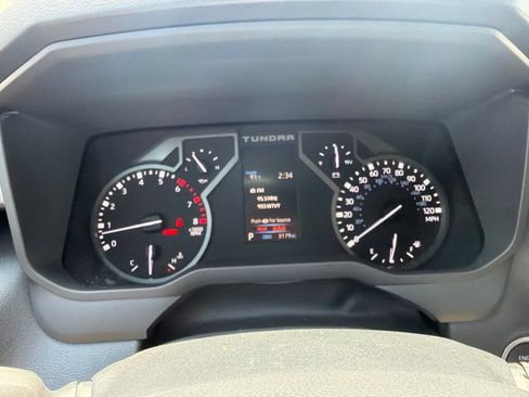 Used 2022 Toyota Tundra SR5 AWD/4WD image 21