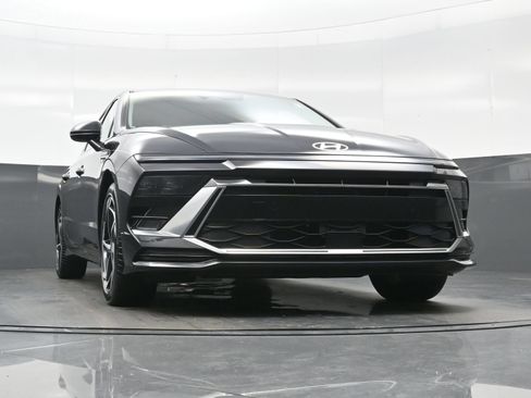 Certified 2026 Hyundai Sonata SEL FWD image 32