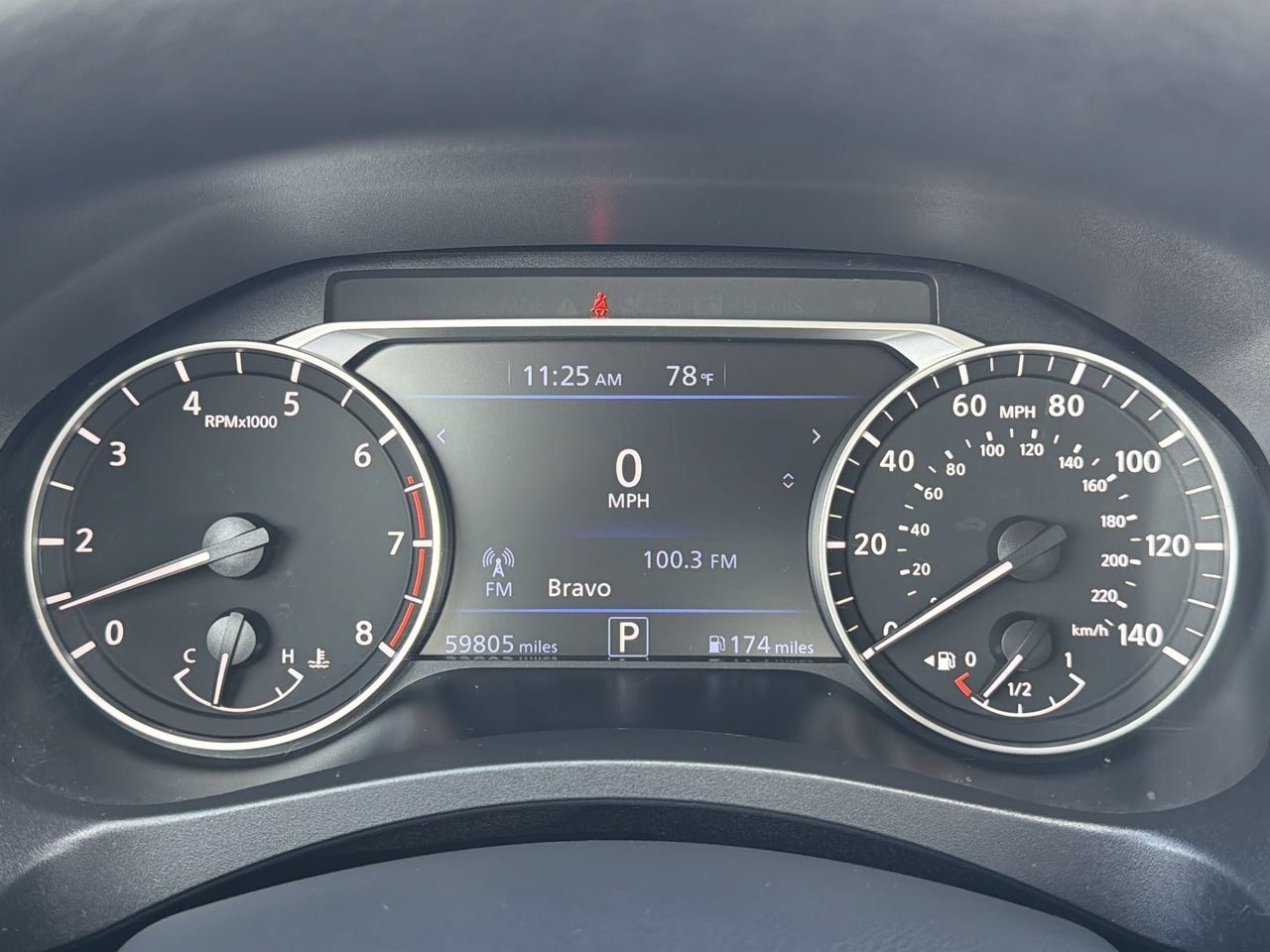Used 2024 Nissan Altima 2.5 SV FWD image 27