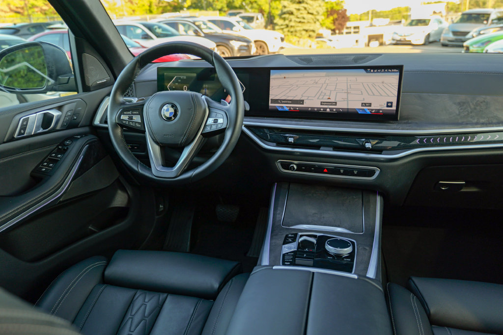 Used 2024 BMW X5 xDrive40i w/ Premium Package AWD/4WD image 40