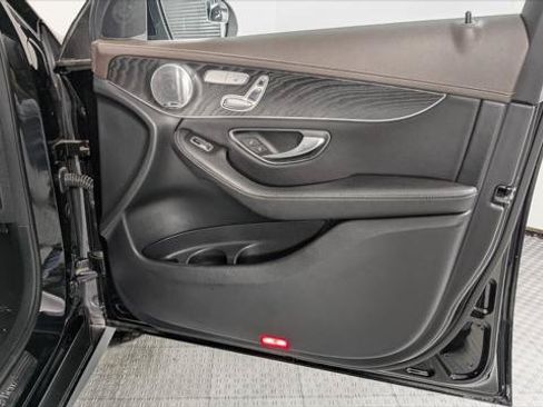 Used 2018 Mercedes-Benz GLC 300 4MATIC Coupe image 23
