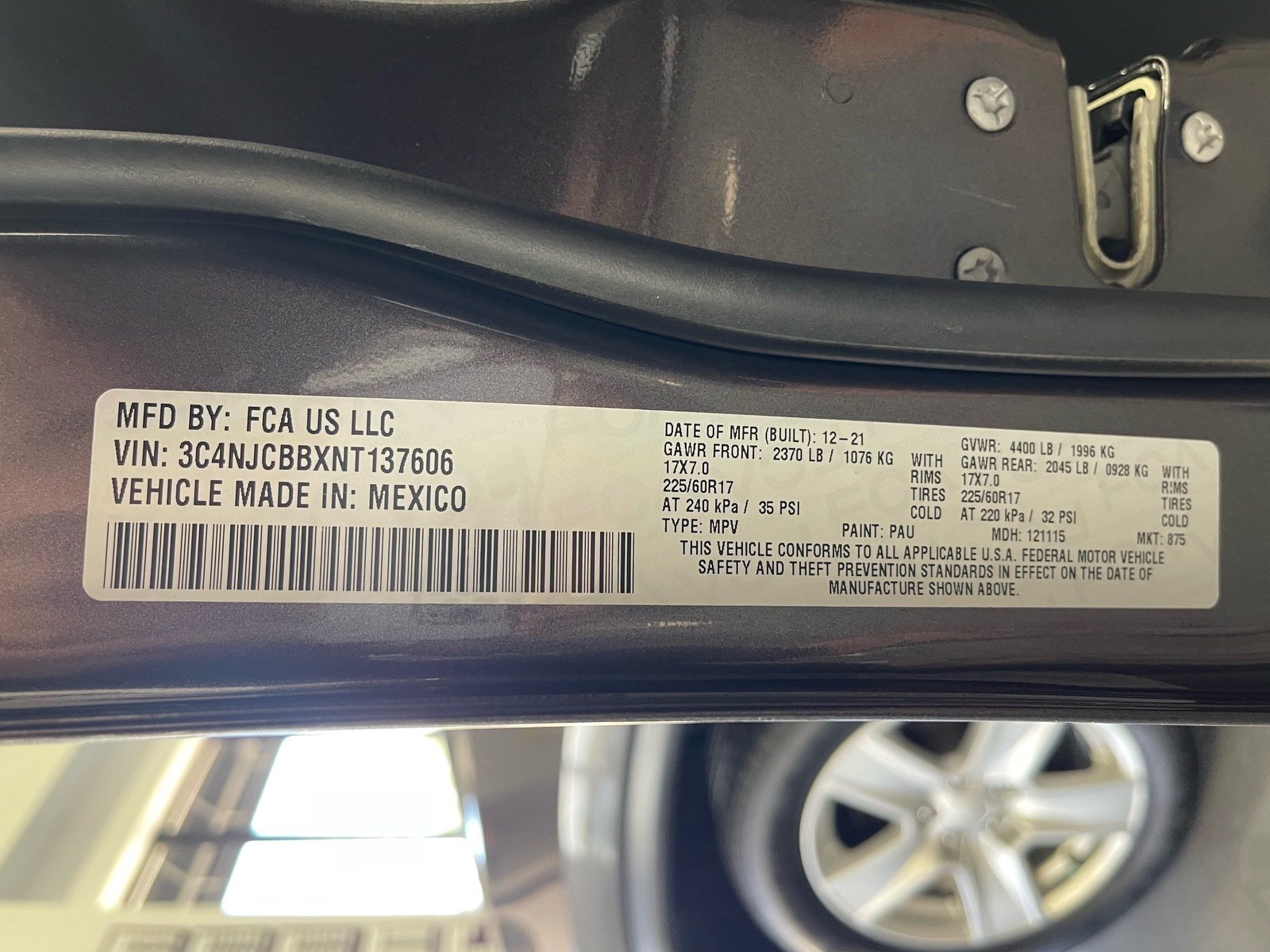 Used 2022 Jeep Compass Latitude FWD image 19