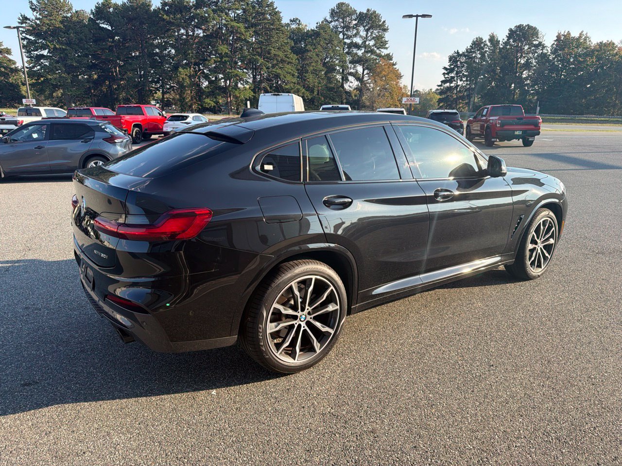 Used 2021 BMW X4 xDrive30i w/ M Sport Package AWD/4WD image 8