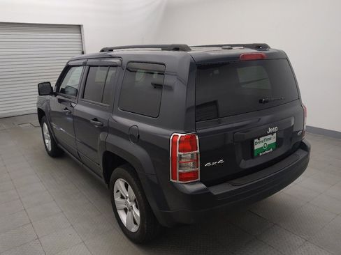 Used 2015 Jeep Patriot Latitude AWD/4WD image 5
