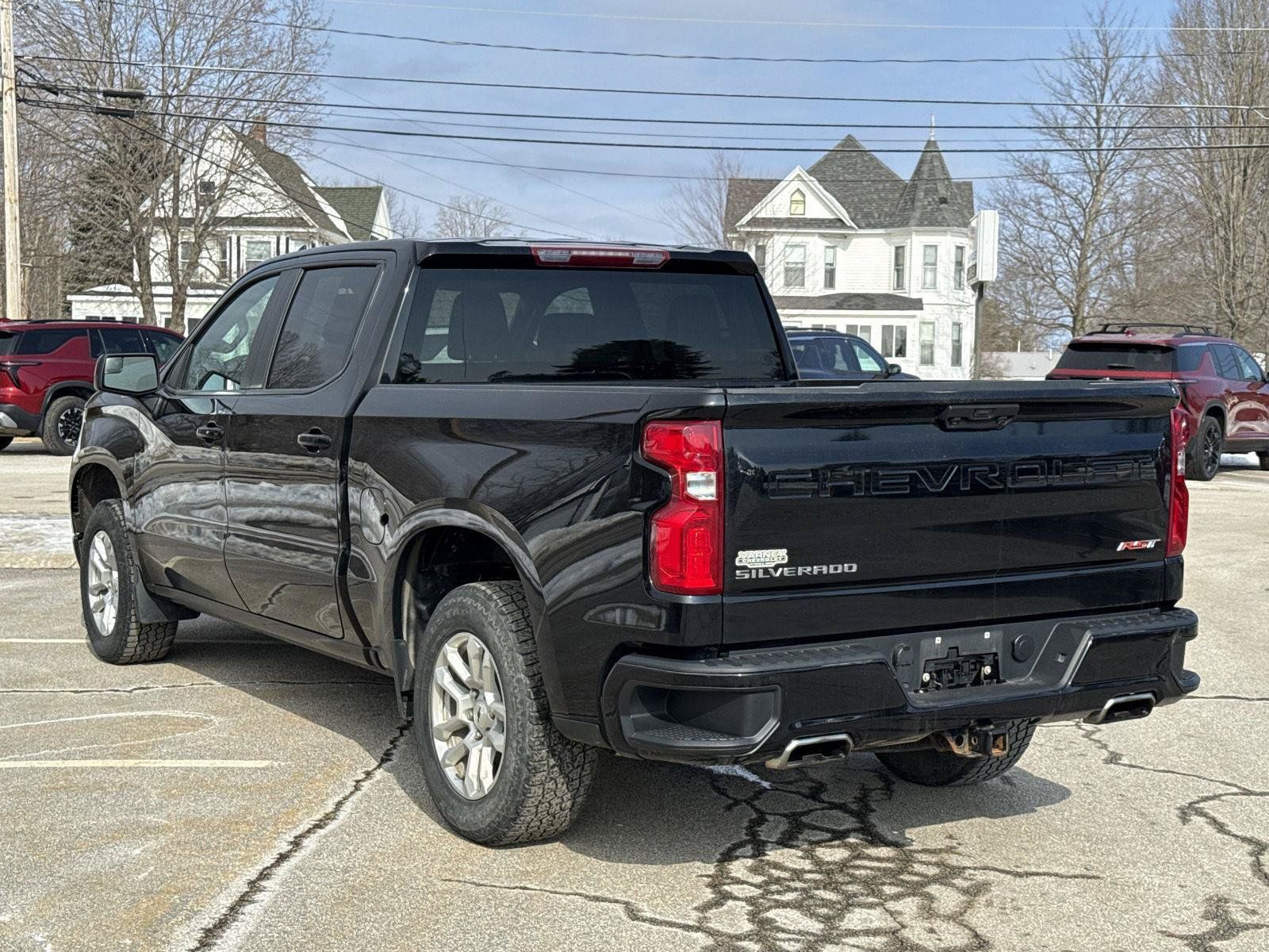 Used 2022 Chevrolet Silverado 1500 RST w/ Z71 Off-Road Package AWD/4WD image 9