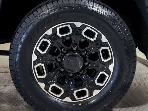 Used 2024 Chevrolet Silverado 3500 LTZ w/ LTZ Plus Package AWD/4WD image 16