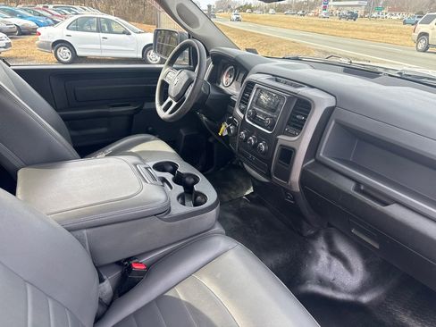 Used 2019 RAM 1500 Tradesman image 15