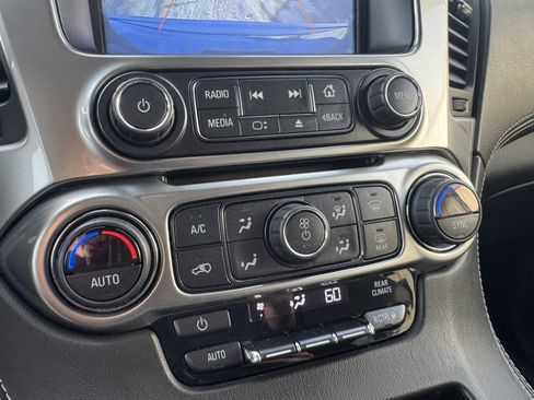 Used 2020 Chevrolet Tahoe LS w/ Enhanced Driver Alert Package image 28