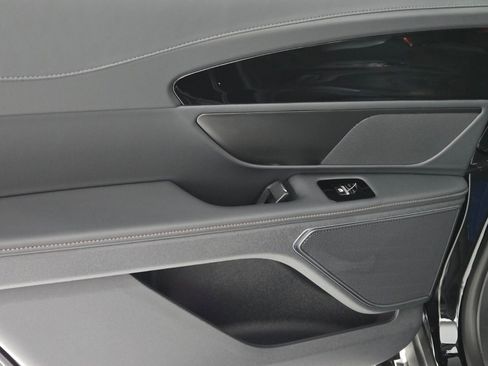 New 2026 Lincoln Nautilus Premier w/ Jet Appearance Package AWD/4WD image 20