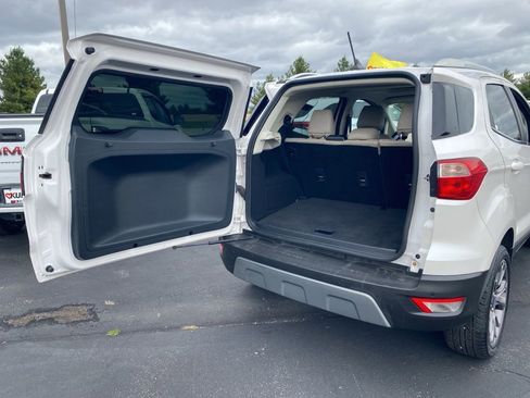 Used 2020 Ford EcoSport Titanium image 11