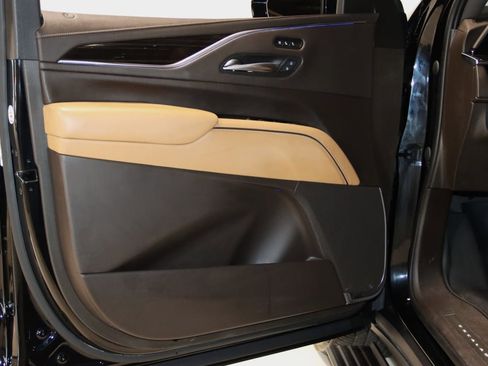 Used 2022 Cadillac Escalade Sport w/ Touring Package image 37