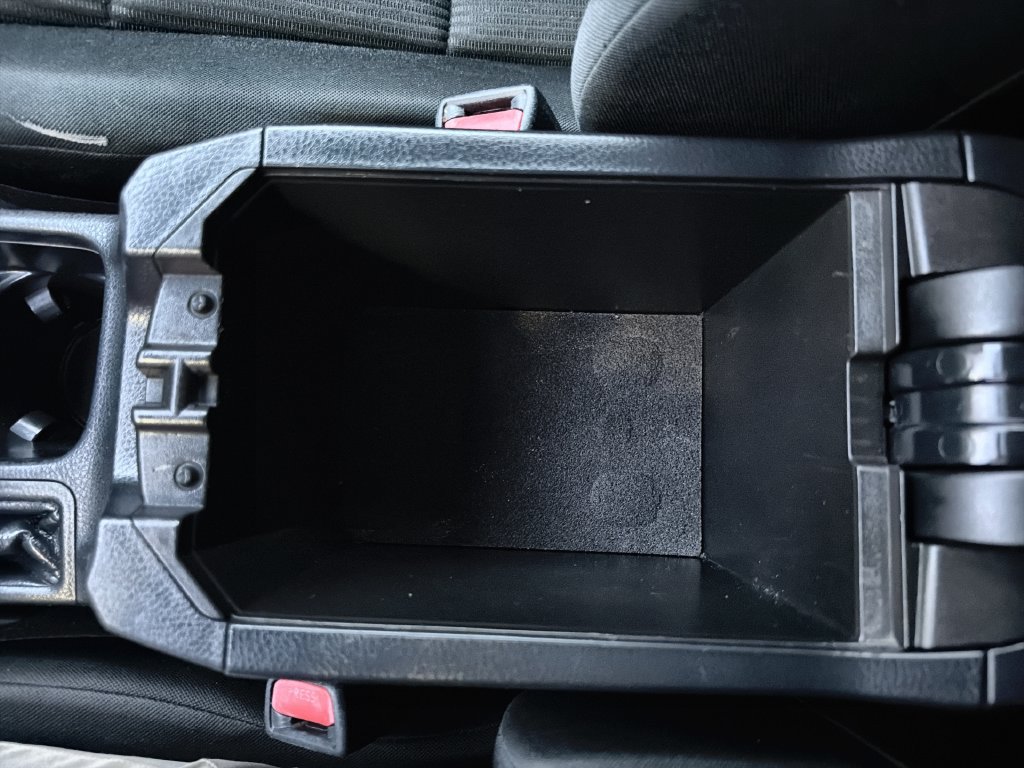 Used 2016 Toyota RAV4 LE FWD image 29