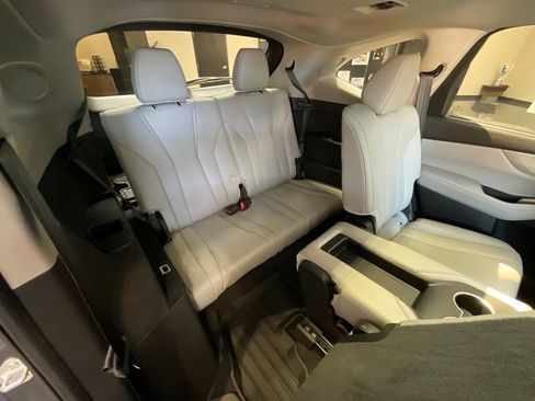 Certified 2026 Acura MDX SH-AWD w/ Technology Package image 24
