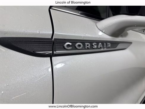 New 2025 Lincoln Corsair Reserve w/ Towing Package image 64