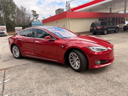 Used 2018 Tesla Model S 100D image 2