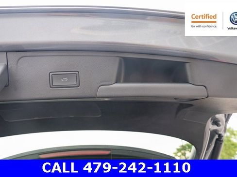 Certified 2024 Volkswagen Atlas Cross Sport SE image 38