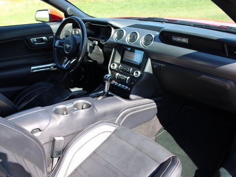 Used 2019 Ford Mustang GT Premium w/ Equipment Group 401A image 23