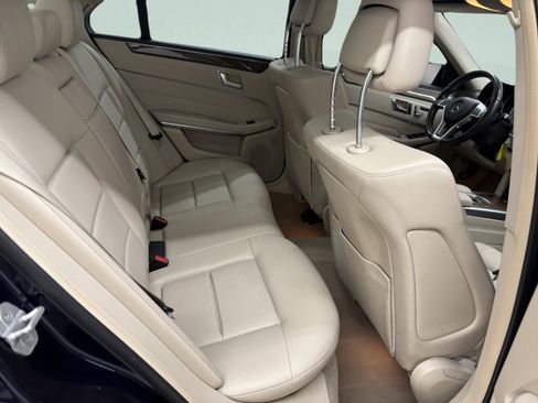 Used 2014 Mercedes-Benz E 350 4MATIC Sedan w/ Premium 1 Package image 29