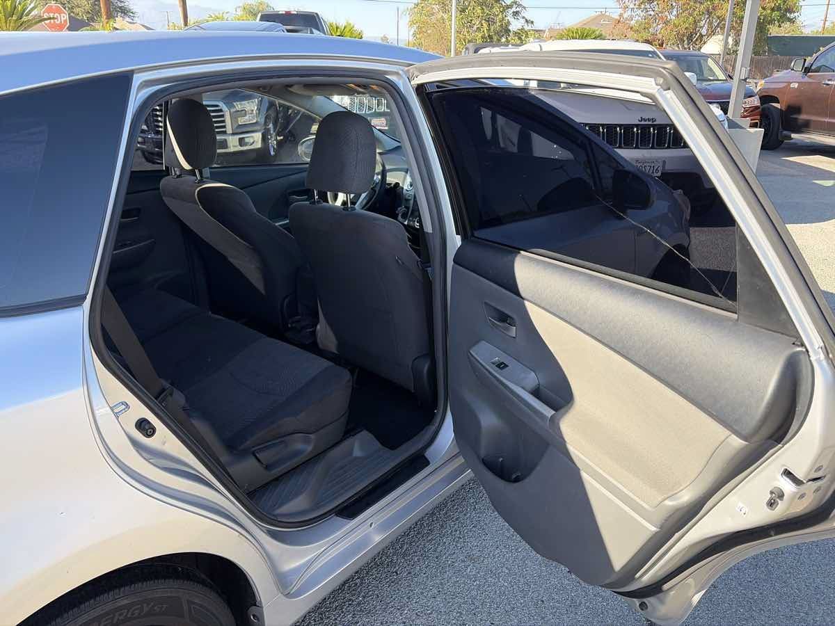 Used 2012 Toyota Prius V Three FWD image 22