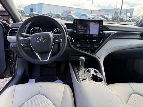 Used 2023 Toyota Camry XLE w/ Navigation Package image 2